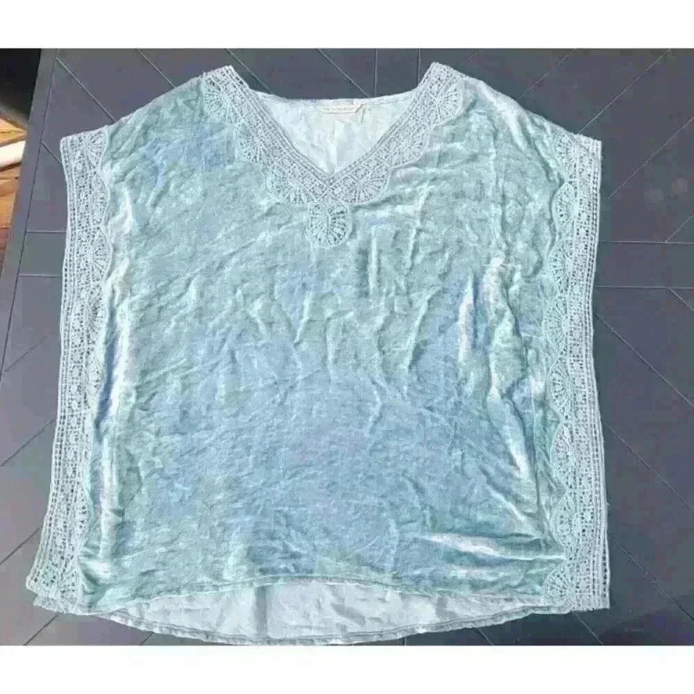 Soft Surroundings Iris Tunic Poncho Top XS Lace VNeck Boxy Velvet Batwing Boho - Picture 9 of 14